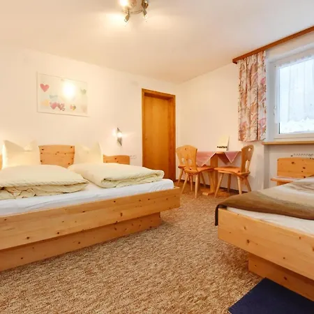 Pension Piz Buin Partenen Exterior photo