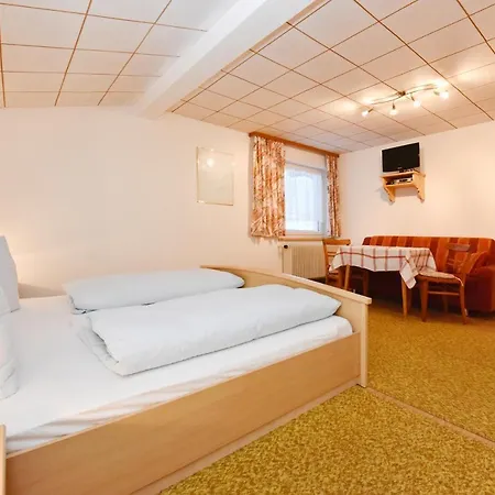 Pension Piz Buin Partenen Exterior photo